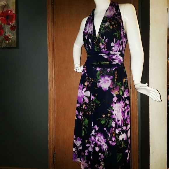 Evan Picone Dresses & Skirts - Evan-Picone Floral Midi Dress!